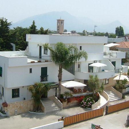 Hotel Paistos Paestum Exterior photo